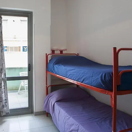 M118 Apartment